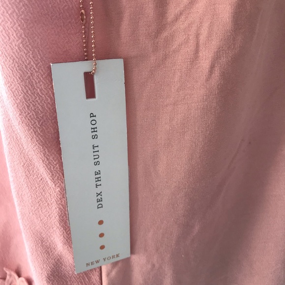 DEX SUIT SHOP NEW YORK Peach Light Pink NWT Sleeveless Top With Bottom Lace Hem - Picture 4 of 6